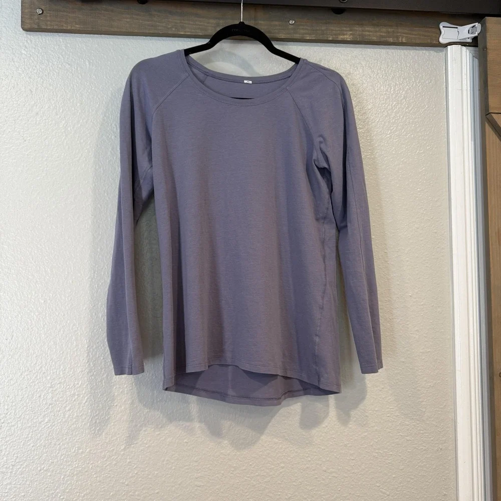 Lululemon Shirt Womens Medium Purple Long Sleeve Crew Neck Raglan Cotton Basic